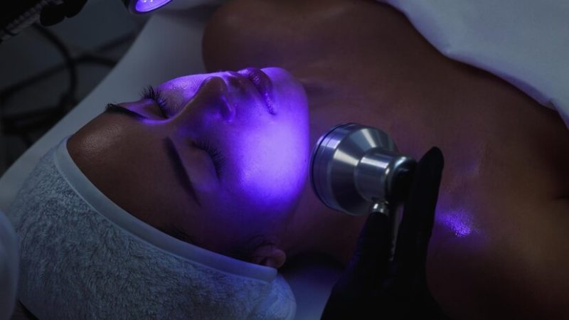 Comment se passe une séance laser éclat du visage ?